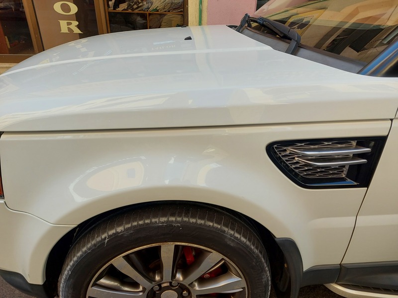 Used 2013 Range Rover Sport for sale in Sharjah